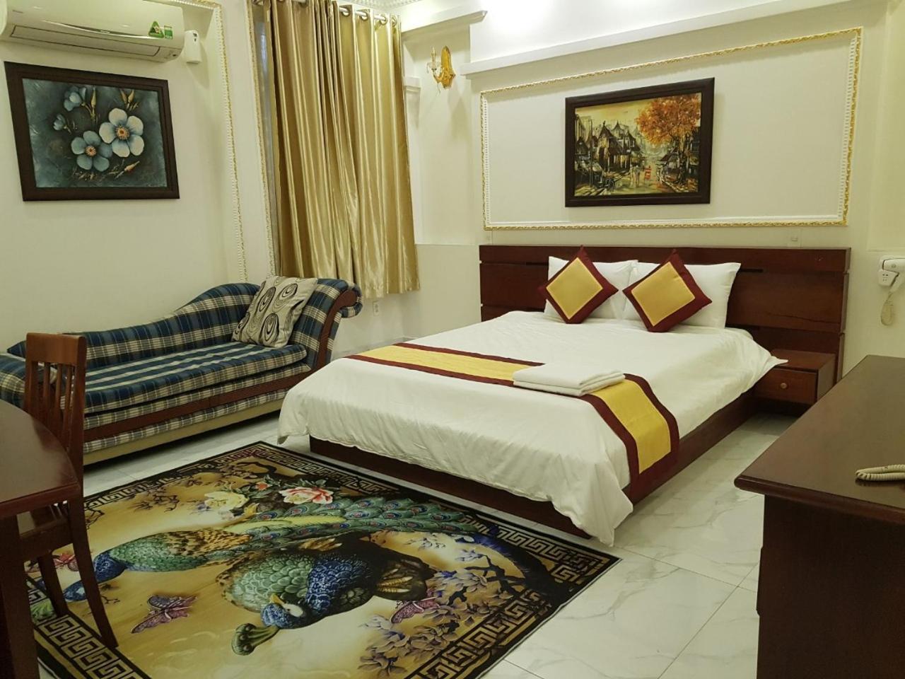 Kim Cuong - Hotel Near Tan Son Nhat Airport Хошимін Екстер'єр фото