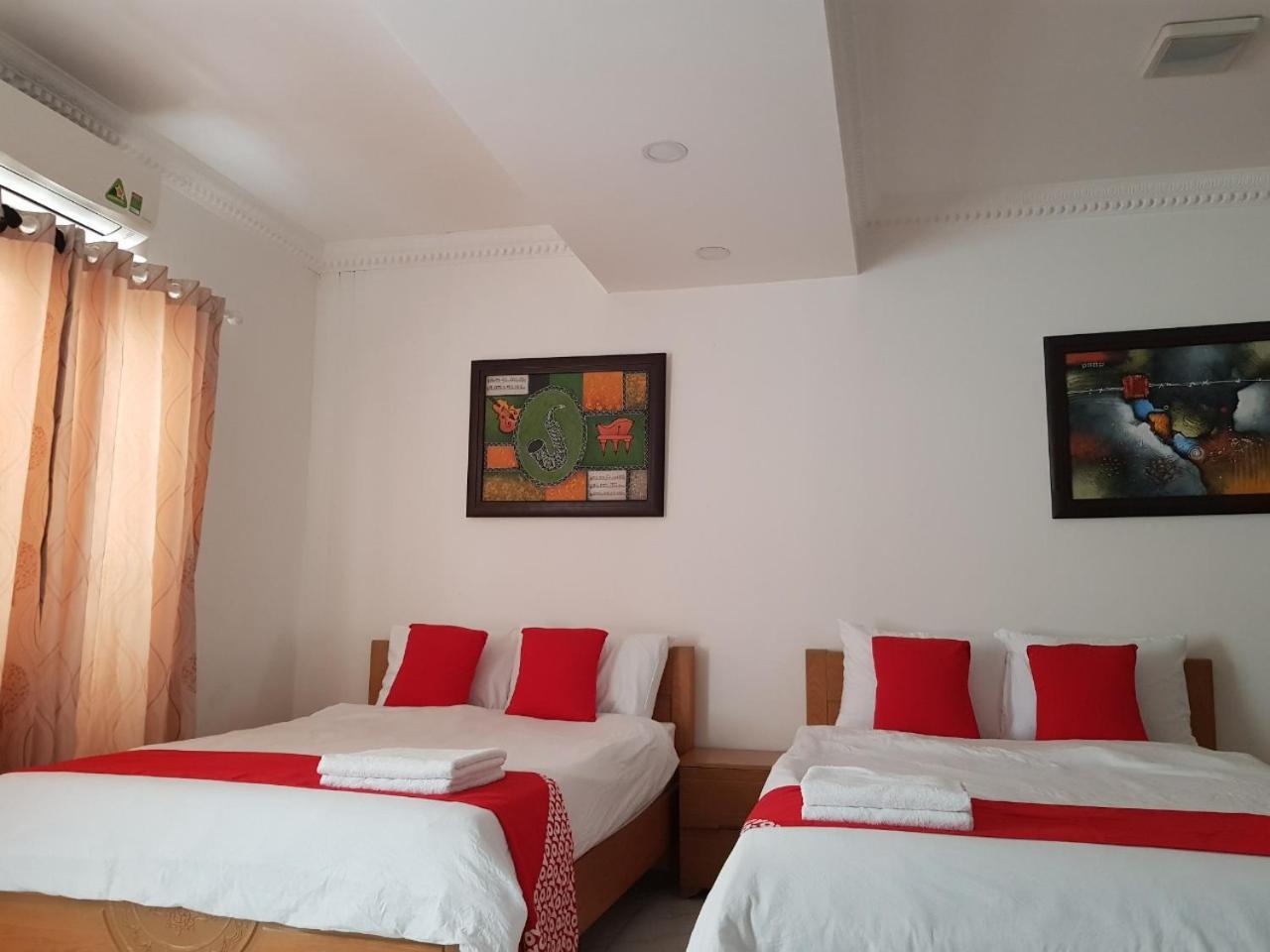 Kim Cuong - Hotel Near Tan Son Nhat Airport Хошимін Екстер'єр фото