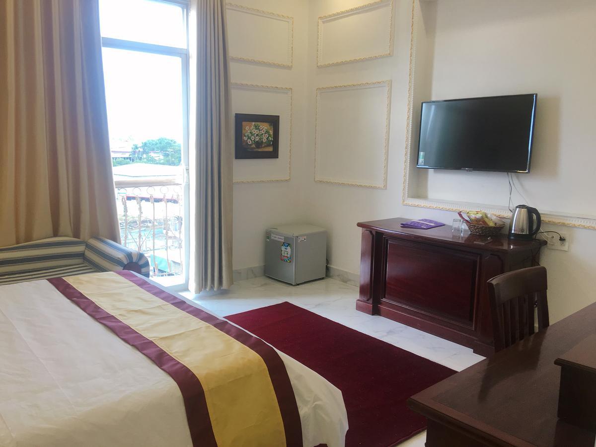 Kim Cuong - Hotel Near Tan Son Nhat Airport Хошимін Екстер'єр фото